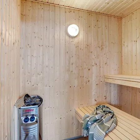 5 Star In * Ålbæk